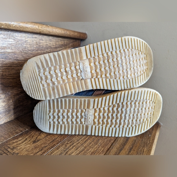 Aldo denim & tan suede Y2K vintage sneakers Euro 39 Approximately US 8 - Picture 11 of 12